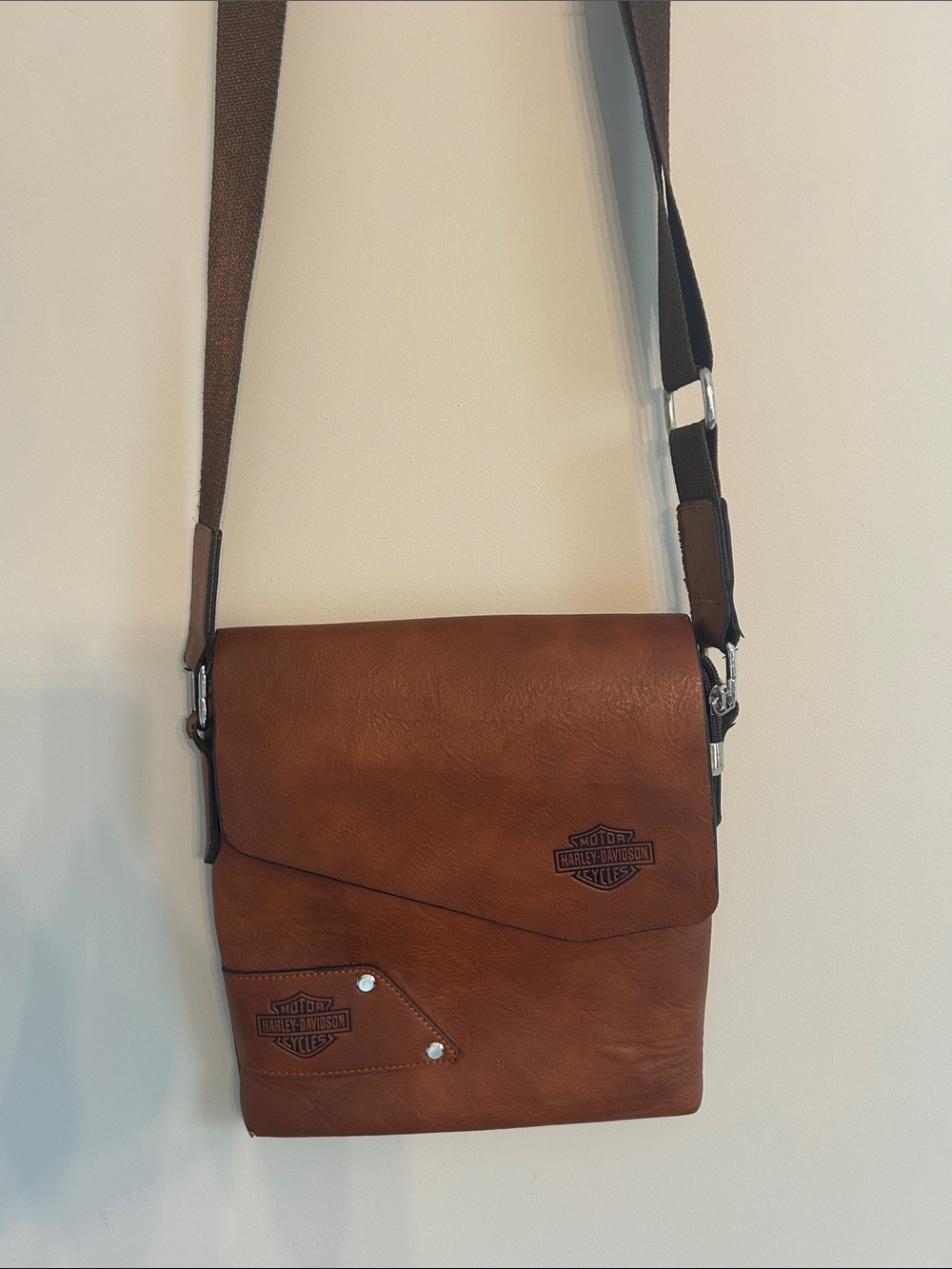 Harley-Davidson Hand made Tan/Brown Leather Messenger Bag with Shoulder Strap